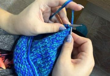 Zakończyliśmy cykl jesiennych warsztatów „Dzierganie na drutach” w Domu Kultury w Maniowach!