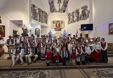 Z serca Pienin kolęda płynie…