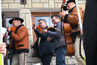 Uroczyste powitanie dwóch swoich reprezentantów, którzy wrócili z Zimowych Igrzysk Paralimpijskich Mediolan-Cortina (17).JPG