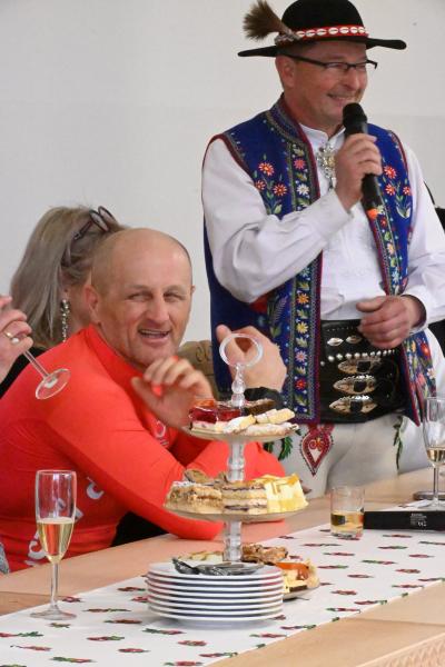 Uroczyste powitanie dwóch swoich reprezentantów, którzy wrócili z Zimowych Igrzysk Paralimpijskich Mediolan-Cortina2222 (2).JPG