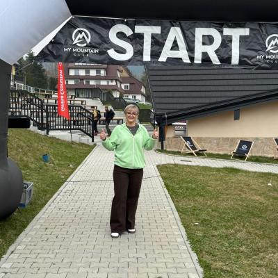 zdjecie pani wojt na starcie.jpg